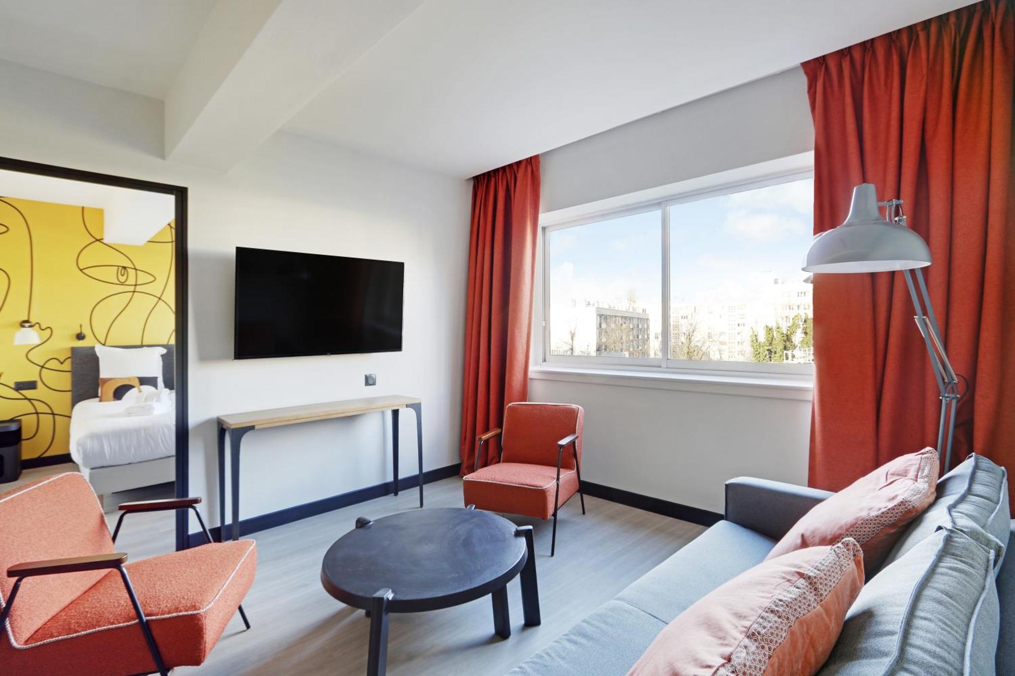 Pick A Flat'S Apartments In In Parc Des Buttes Chaumonts - Rue Edouard Pailleron Париж Екстериор снимка