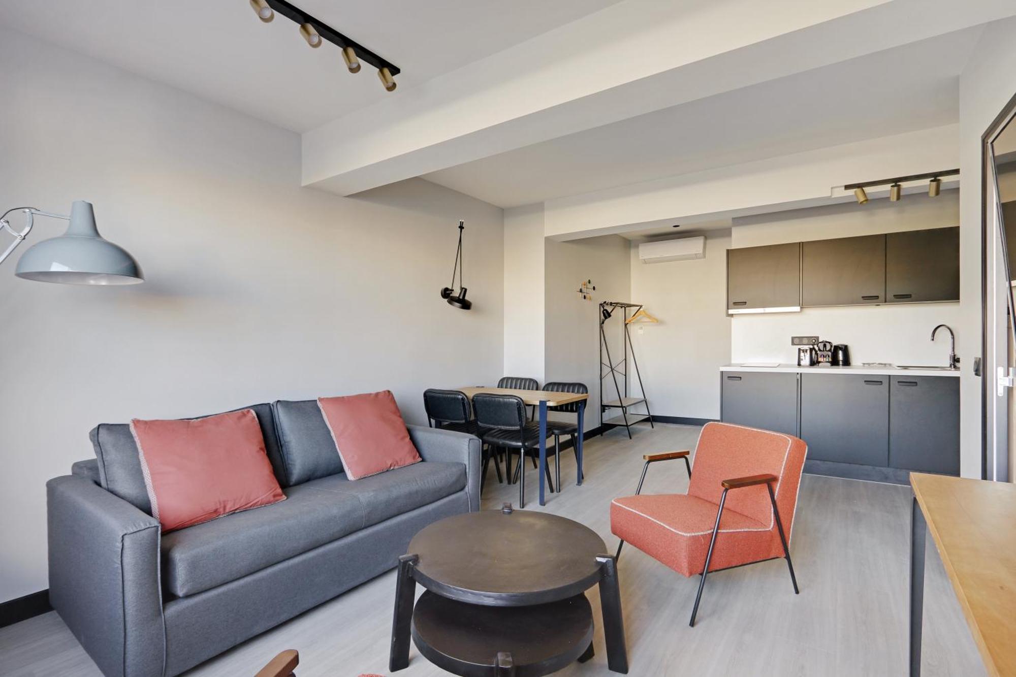 Pick A Flat'S Apartments In In Parc Des Buttes Chaumonts - Rue Edouard Pailleron Париж Екстериор снимка